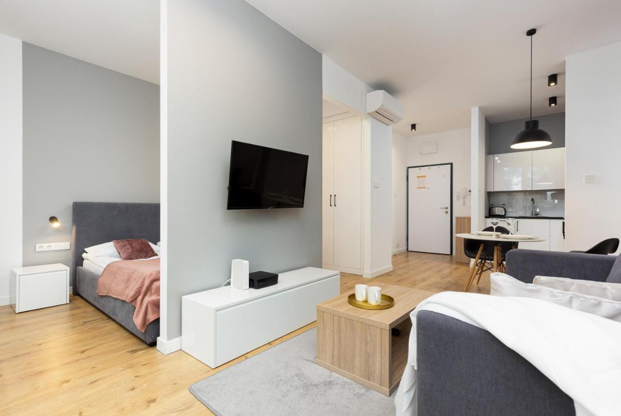 Slawinska Apartment Warsaw Wola By Noclegi Renters Exterior photo