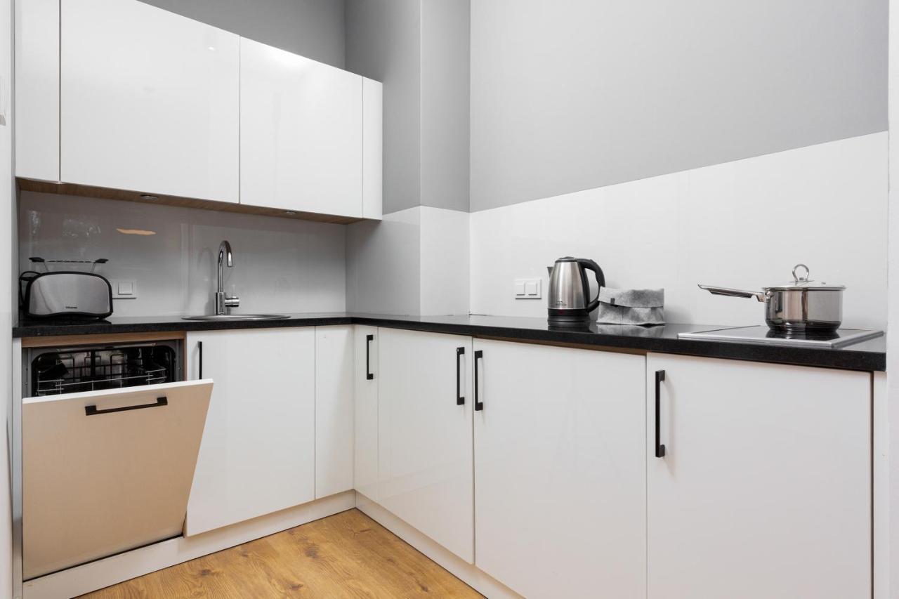 Slawinska Apartment Warsaw Wola By Noclegi Renters Exterior photo